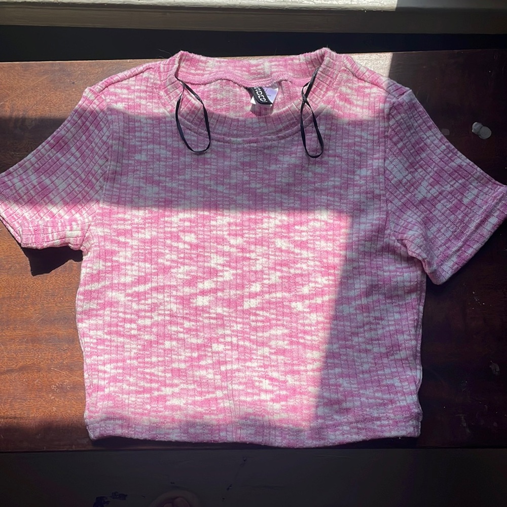 Crop shirt size Small